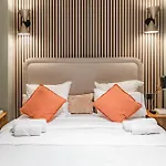 Chic 3-Room Air-Conditioned Apartment In The Heart Of The Marais