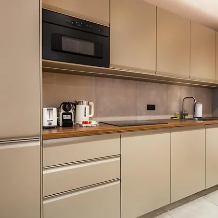Chic 3-room Air-conditioned In The Heart Of The Marais Appartamento Parigi